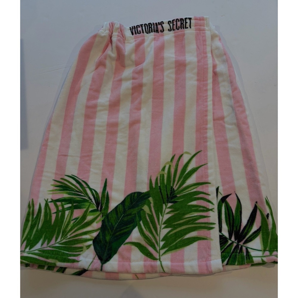 Victoria's Secret Body Wrap Towel Pink Striped  Bath Wrap Palm Leaf Design Beach